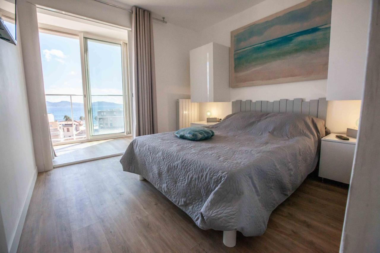 Tres Beau T2 Climatise Refait A Neuf, Vue Mer Panoramique Exceptionnelle A 120M A Pied De La Plage La Ciotat Zewnętrze zdjęcie